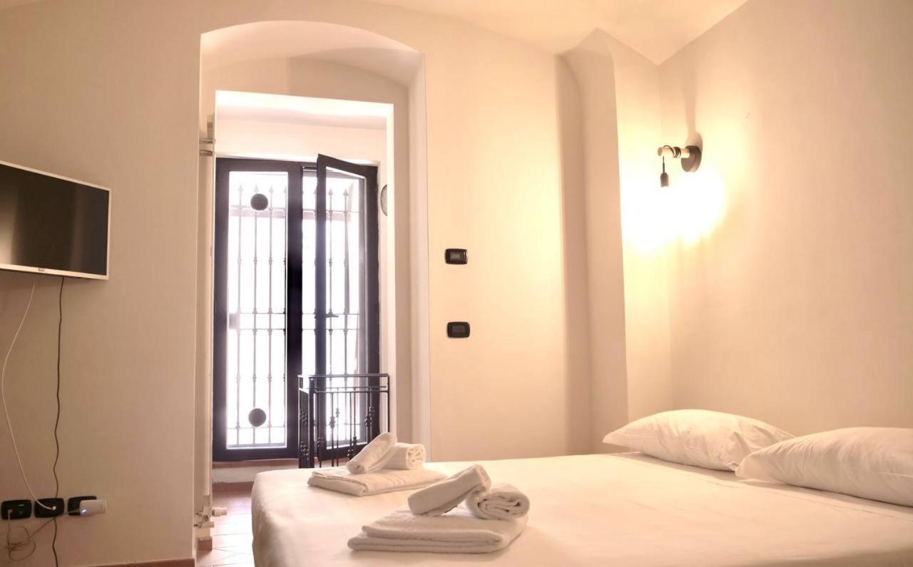 Blu Suites And Apartments Bari Exteriör bild